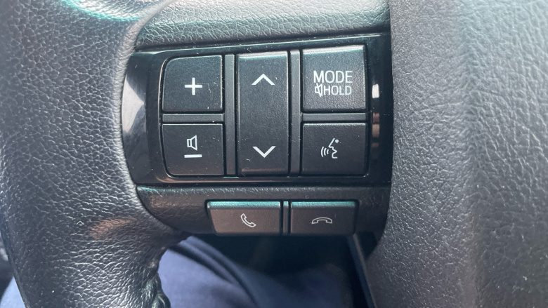 Toyota Hilux Diesel Invincible X D/Cab Pick Up 2.8 D-4D Auto